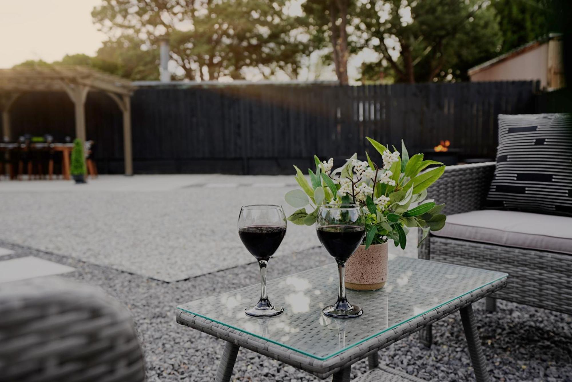Centrally Located! Remodeled! Huge Backyard! The White House אלבוקרקי מראה חיצוני תמונה